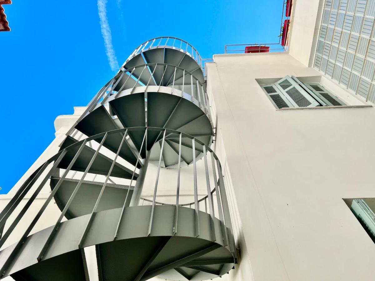 Five Brand New Boutique Apartments Central Афины Экстерьер фото